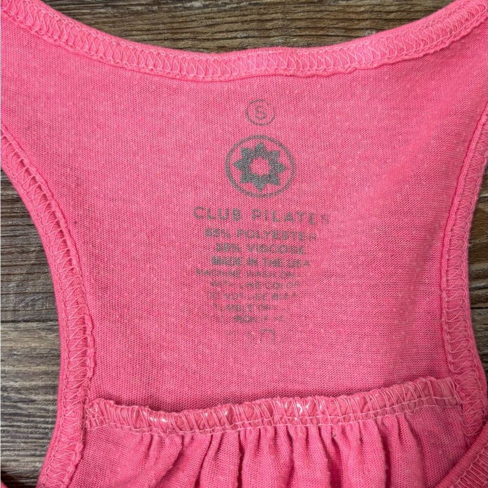 Club Pilates Pink Tank Top - Picture 2 of 2